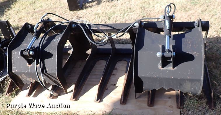 image for item DN2247 Brute  82"W skid steer grapple bucket