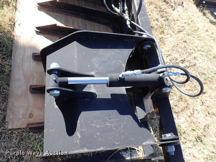 image for item DN2247 Brute  82"W skid steer grapple bucket