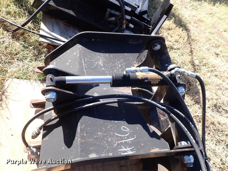 image for item DN2247 Brute  82"W skid steer grapple bucket