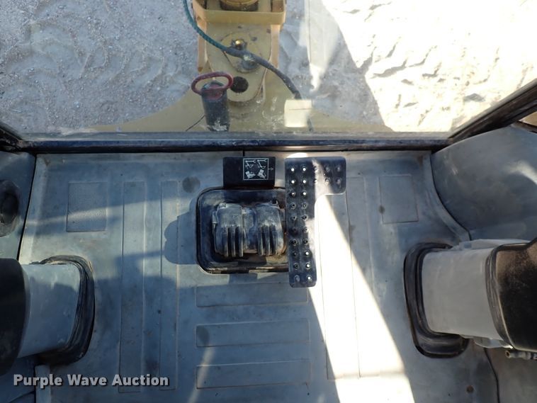 image for item DN2257 2004 Caterpillar 420D  backhoe