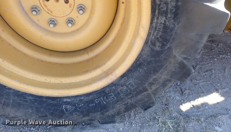 image for item DN2257 2004 Caterpillar 420D  backhoe