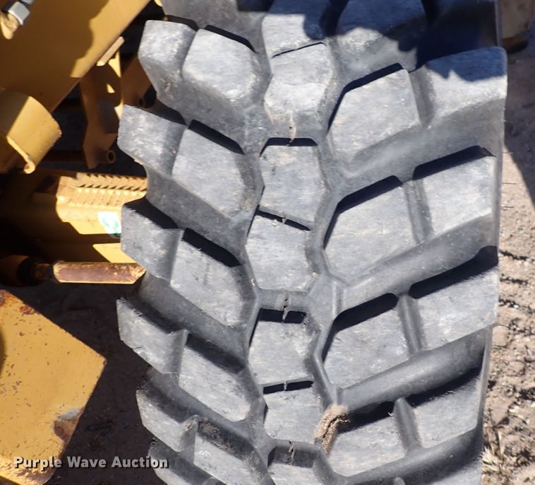 image for item DN2257 2004 Caterpillar 420D  backhoe