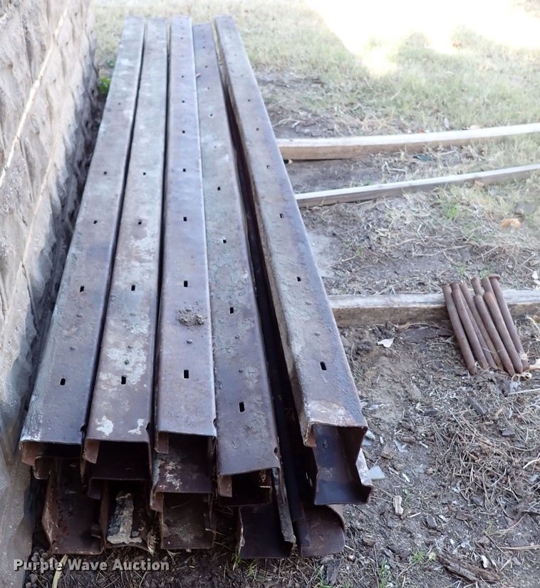 image for item DN2263 (15) steel concrete forms