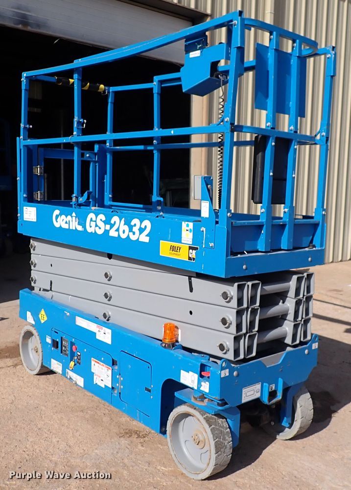 image for item DN2267 2017 Genie GC-2632  scissor lift