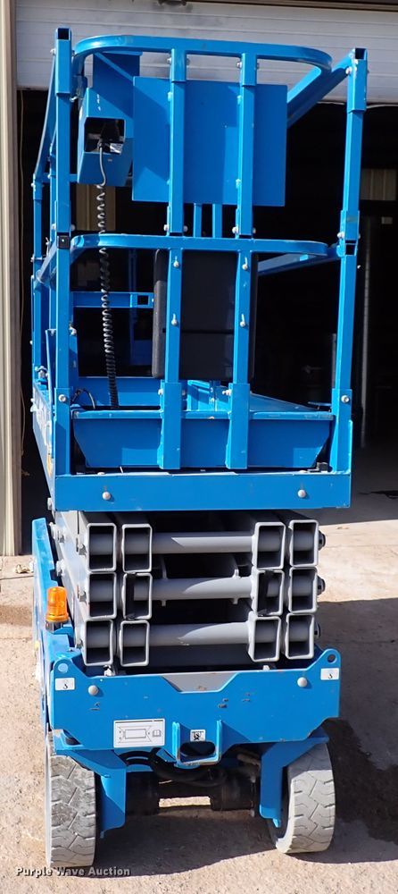 image for item DN2267 2017 Genie GC-2632  scissor lift