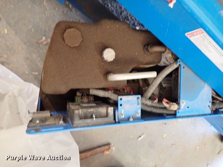 image for item DN2267 2017 Genie GC-2632  scissor lift