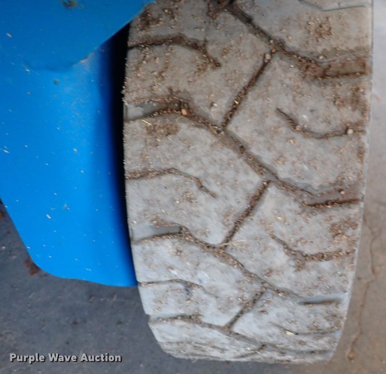 image for item DN2267 2017 Genie GC-2632  scissor lift