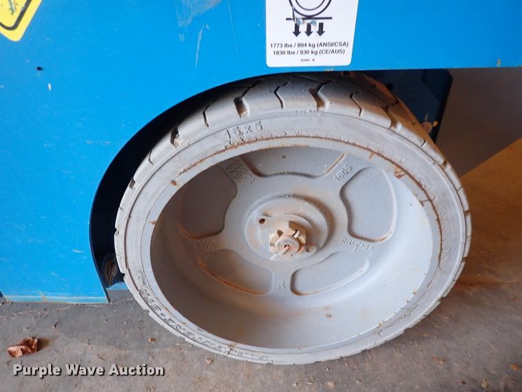 image for item DN2267 2017 Genie GC-2632  scissor lift