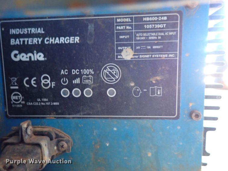 image for item DN2268 2015 Genie GS-3246  scissor lift