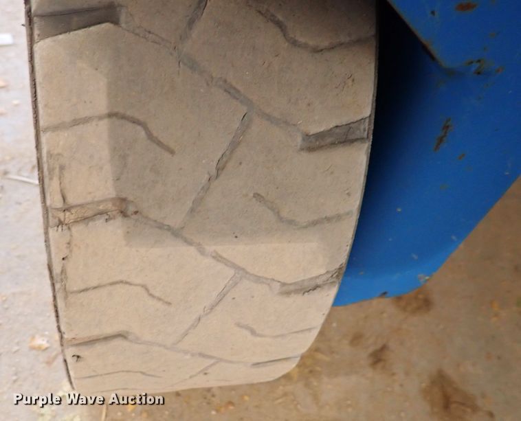 image for item DN2268 2015 Genie GS-3246  scissor lift