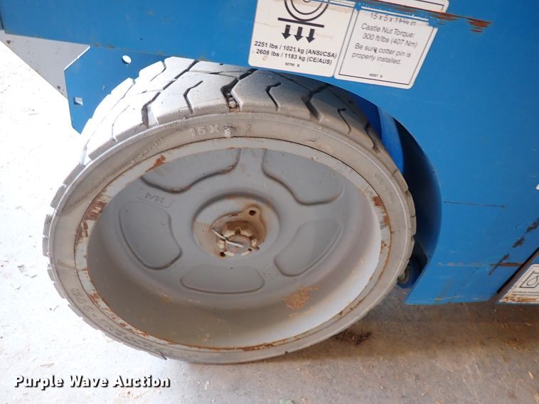 image for item DN2268 2015 Genie GS-3246  scissor lift