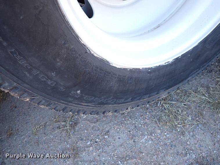 image for item DN2271 1995 International 9200  semi truck