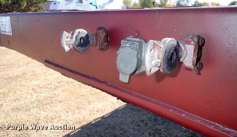 image for item DN2272 1988 Fruehauf  flatbed trailer