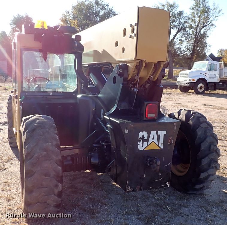 image for item DN2273 2007 Caterpillar TL943  telehandler