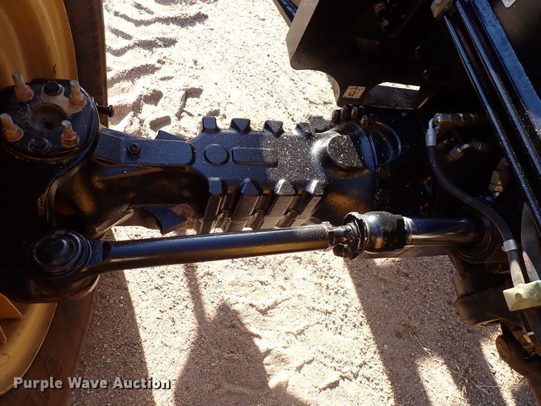 image for item DN2273 2007 Caterpillar TL943  telehandler