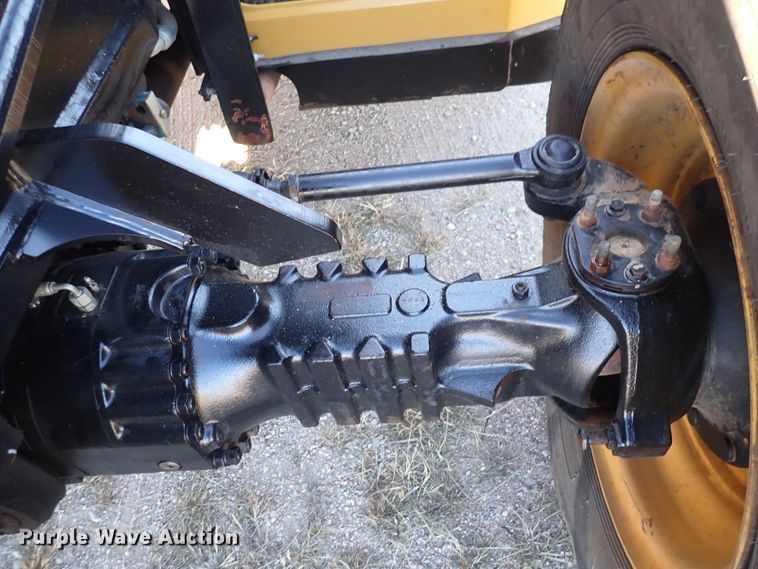 image for item DN2273 2007 Caterpillar TL943  telehandler