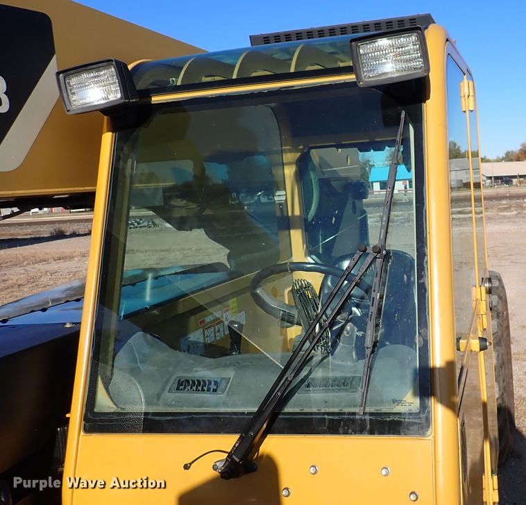 image for item DN2273 2007 Caterpillar TL943  telehandler
