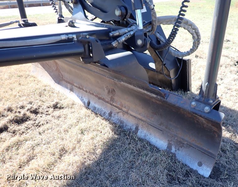 image for item DN2278 2010 Bobcat Grader 96  skid steer grader