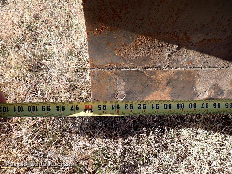 image for item DN2278 2010 Bobcat Grader 96  skid steer grader