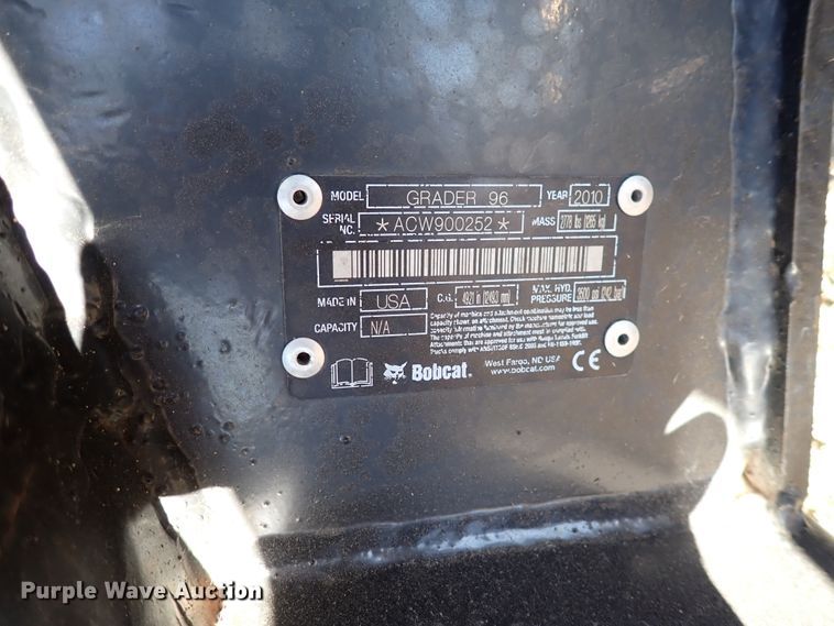 image for item DN2278 2010 Bobcat Grader 96  skid steer grader