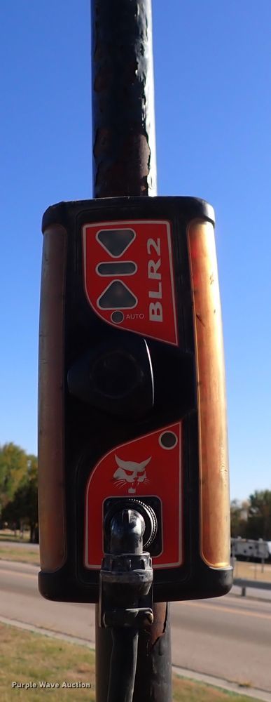 image for item DN2278 2010 Bobcat Grader 96  skid steer grader