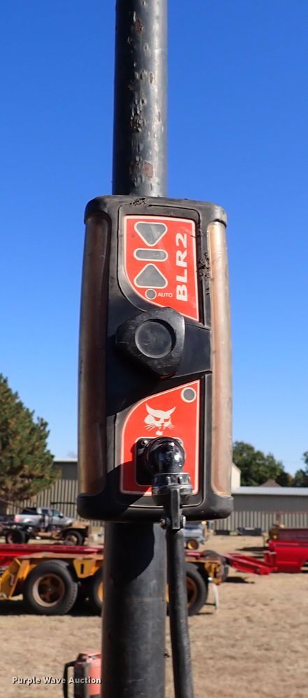 image for item DN2278 2010 Bobcat Grader 96  skid steer grader