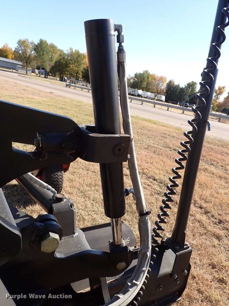 image for item DN2278 2010 Bobcat Grader 96  skid steer grader