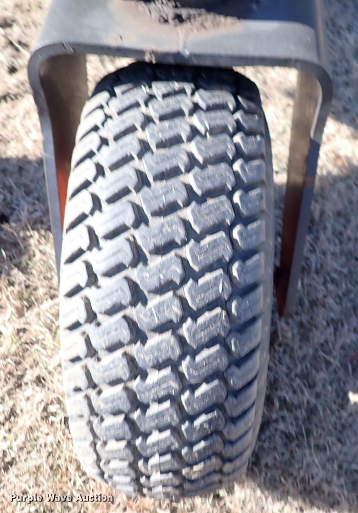 image for item DN2278 2010 Bobcat Grader 96  skid steer grader