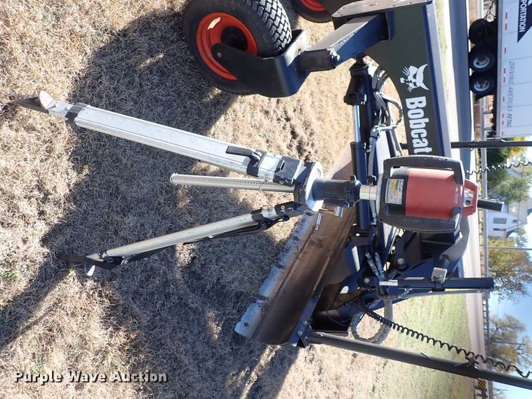 image for item DN2278 2010 Bobcat Grader 96  skid steer grader