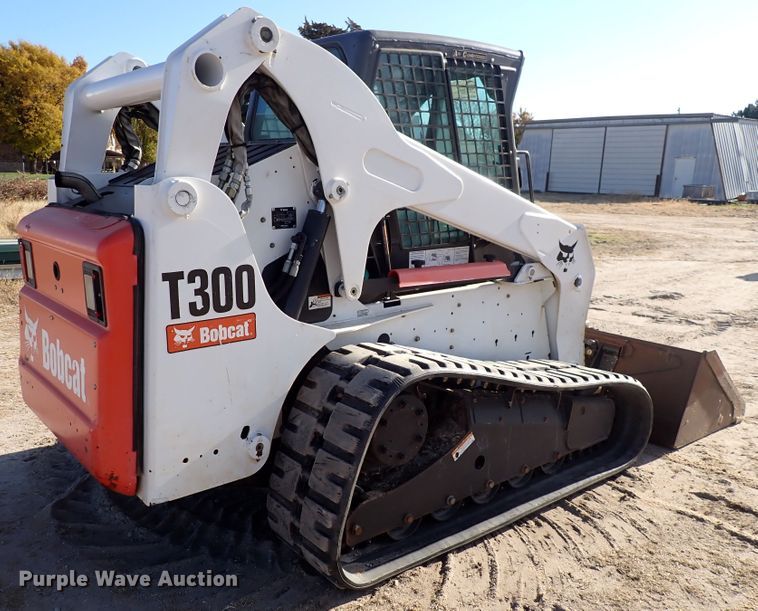 image for item DN2279 2010 Bobcat T300  tracked skid steer loader