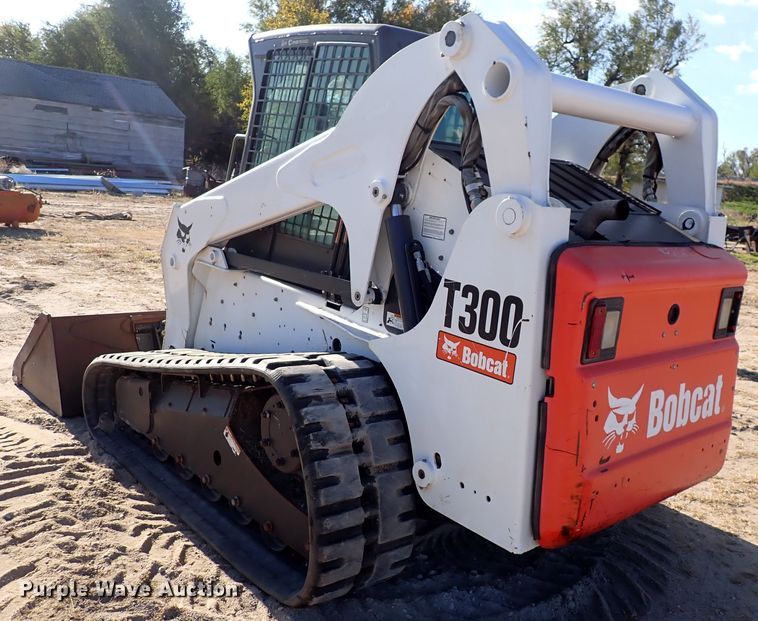 image for item DN2279 2010 Bobcat T300  tracked skid steer loader