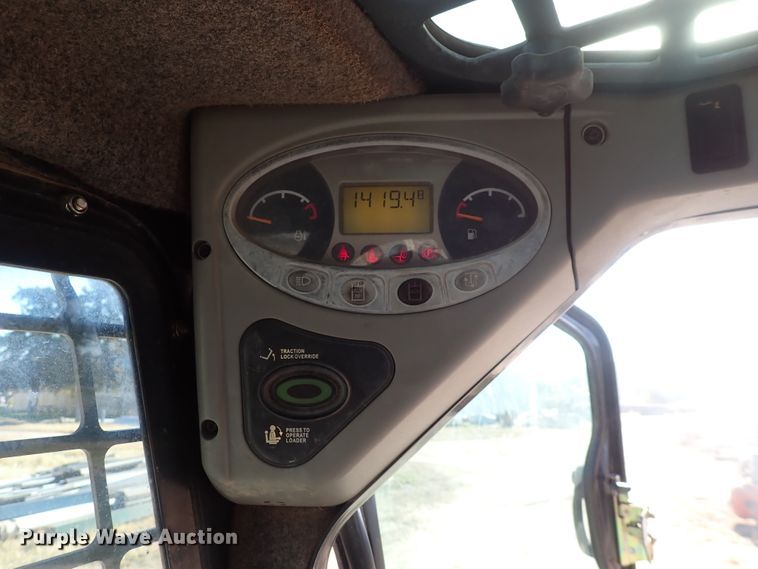 image for item DN2279 2010 Bobcat T300  tracked skid steer loader