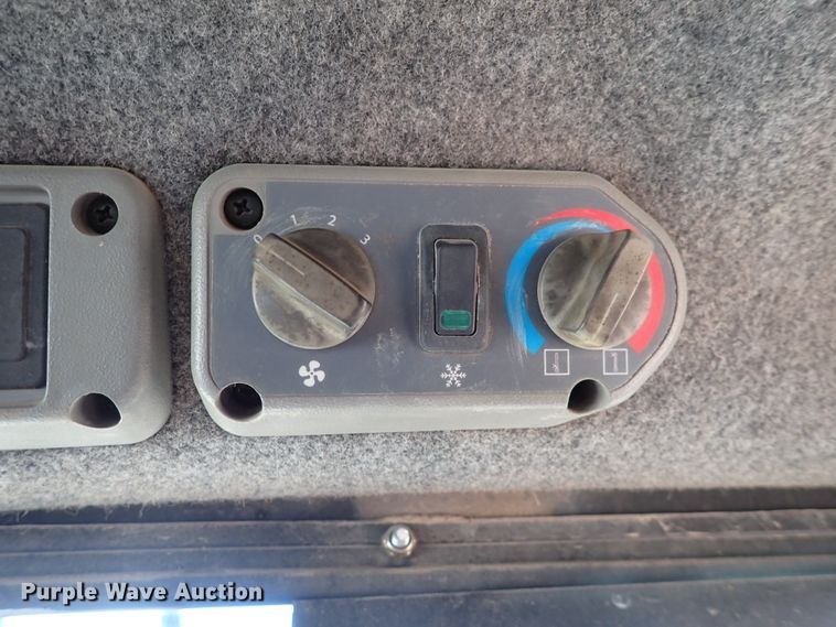 image for item DN2279 2010 Bobcat T300  tracked skid steer loader