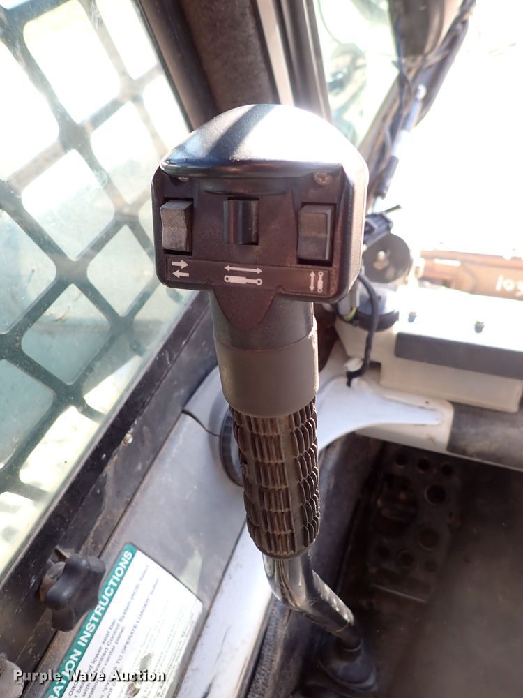 image for item DN2279 2010 Bobcat T300  tracked skid steer loader