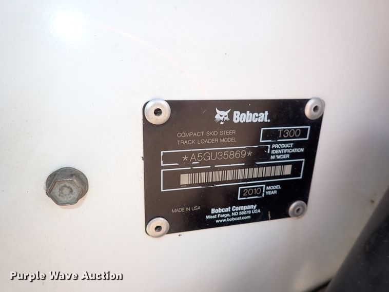 image for item DN2279 2010 Bobcat T300  tracked skid steer loader