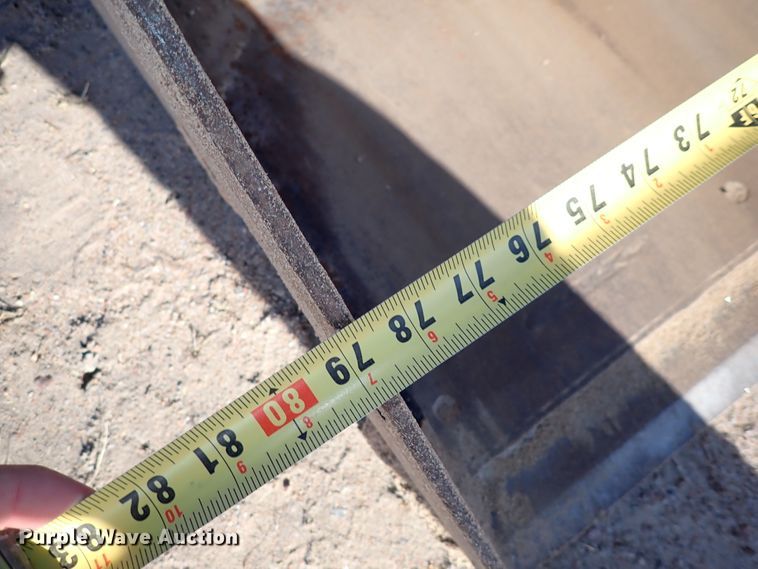 image for item DN2279 2010 Bobcat T300  tracked skid steer loader