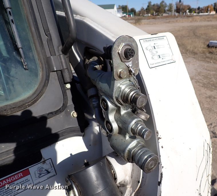 image for item DN2279 2010 Bobcat T300  tracked skid steer loader