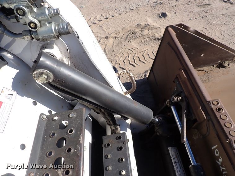 image for item DN2279 2010 Bobcat T300  tracked skid steer loader