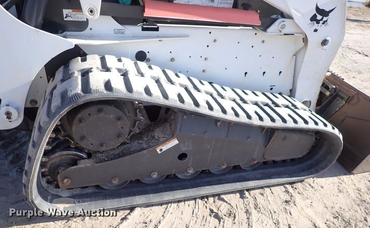 image for item DN2279 2010 Bobcat T300  tracked skid steer loader