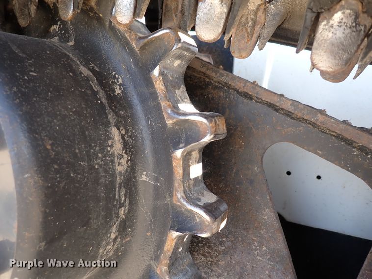 image for item DN2279 2010 Bobcat T300  tracked skid steer loader