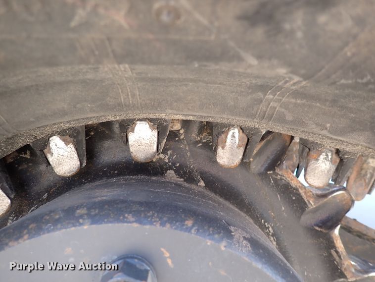 image for item DN2279 2010 Bobcat T300  tracked skid steer loader