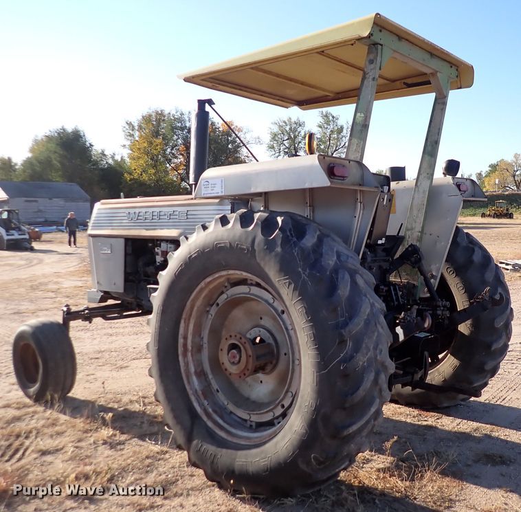 image for item DN2282 1977 White 2-105 Field Boss  tractor