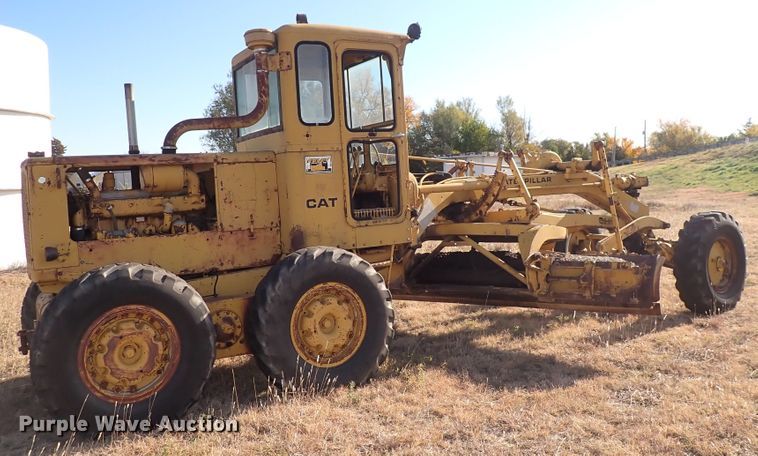 image for item DN2284 1960 Caterpillar 12E  rigid frame motor grader