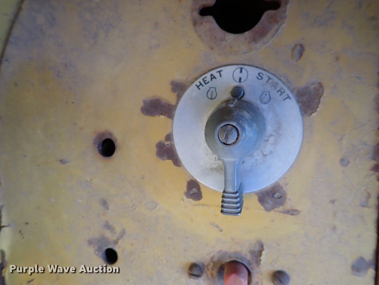 image for item DN2284 1960 Caterpillar 12E  rigid frame motor grader