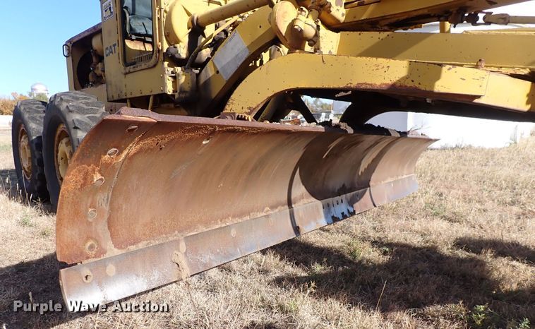 image for item DN2284 1960 Caterpillar 12E  rigid frame motor grader