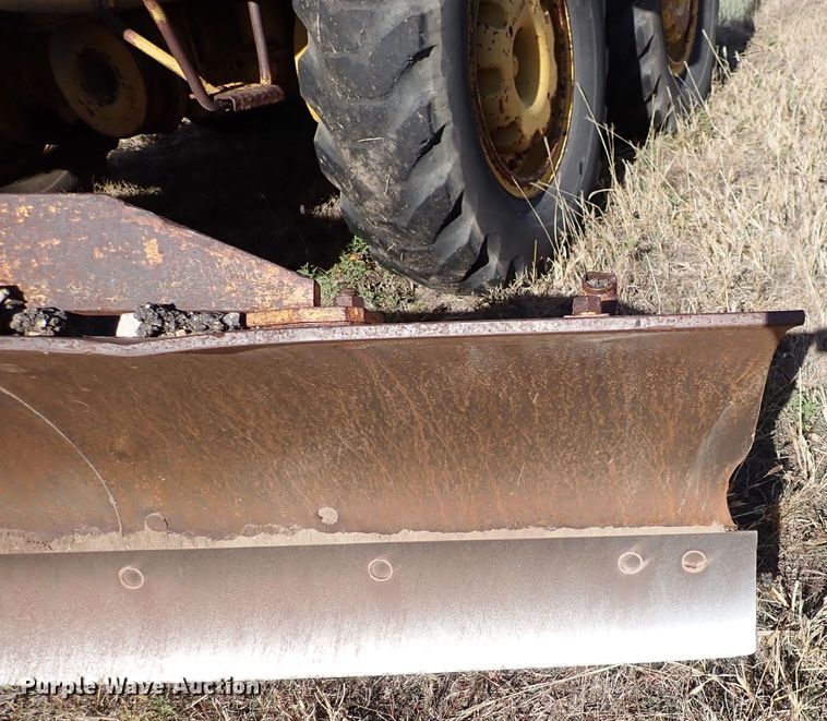 image for item DN2284 1960 Caterpillar 12E  rigid frame motor grader