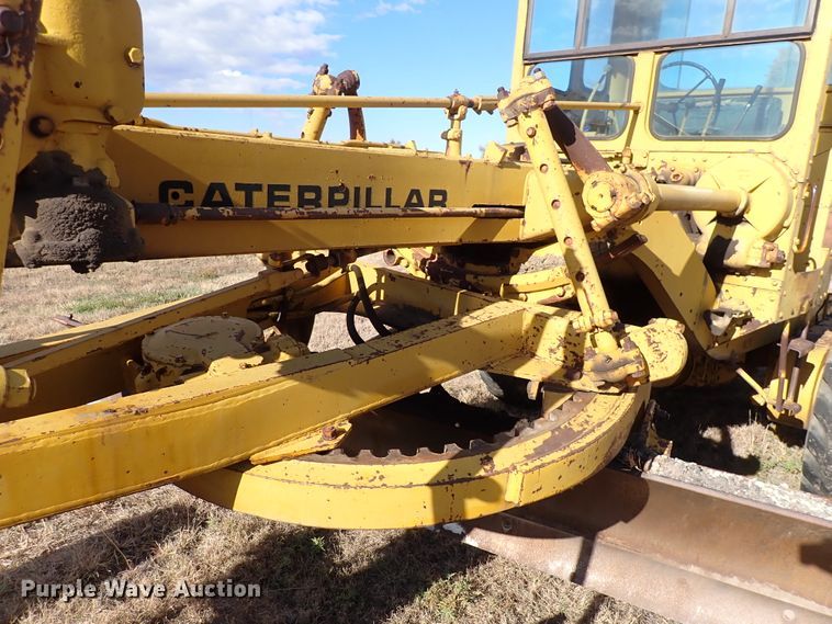 image for item DN2284 1960 Caterpillar 12E  rigid frame motor grader