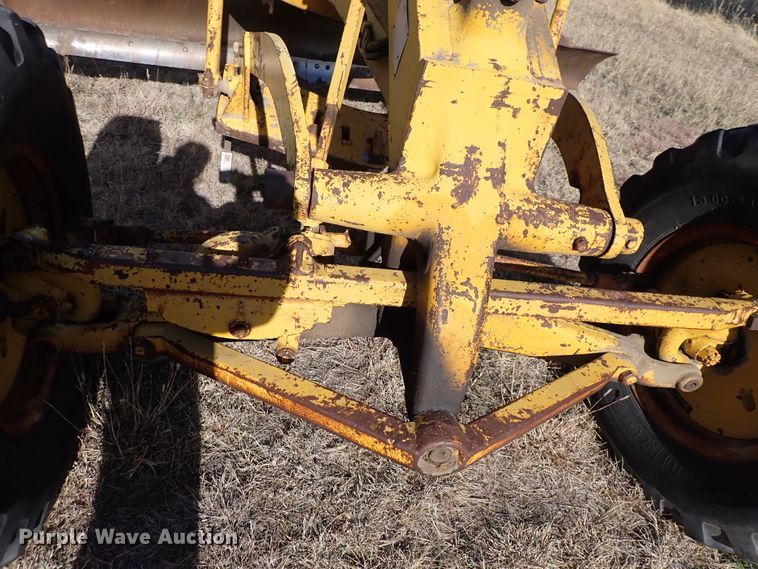 image for item DN2284 1960 Caterpillar 12E  rigid frame motor grader