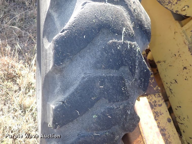 image for item DN2284 1960 Caterpillar 12E  rigid frame motor grader