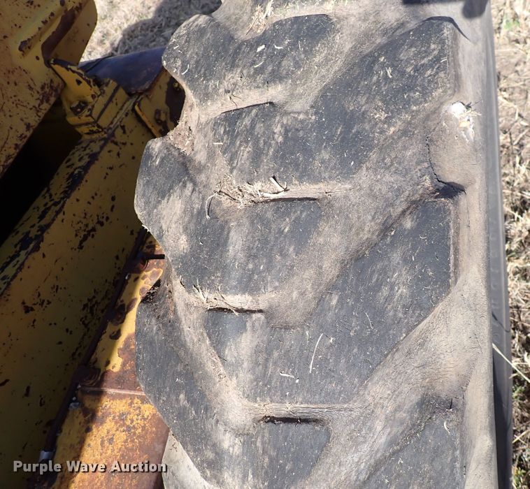 image for item DN2284 1960 Caterpillar 12E  rigid frame motor grader